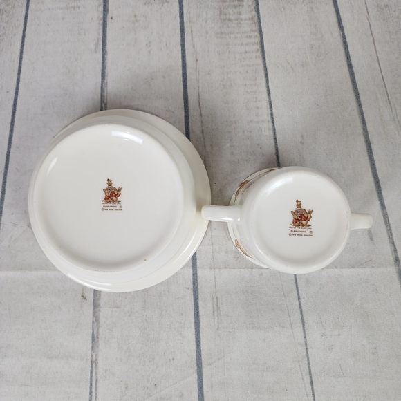 Royal Doulton Bunnykins Baby Bowl and 2 Handled Mug Set Earthenware Cream - Picture 10 of 11